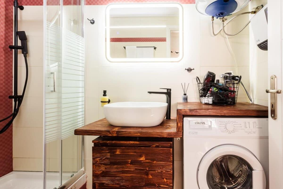 Kalamata Lime Studio - Cozy Gem With Private Parking Exterior foto